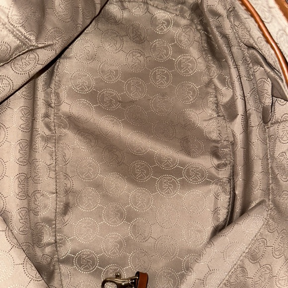 Michael Kors, large Jetset gathered vanilla tote - Picture 5 of 8